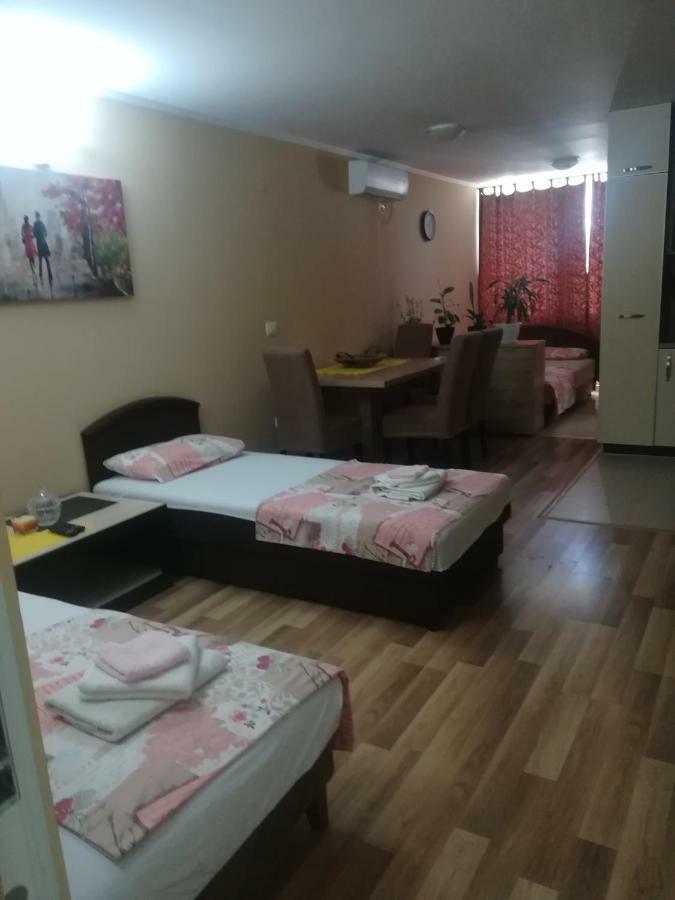 Apartments Vis Jaz Budva Buitenkant foto